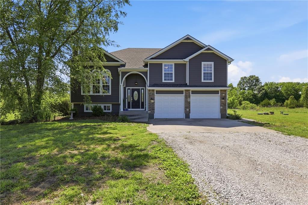 Listing Photo MLS #HMS2607677