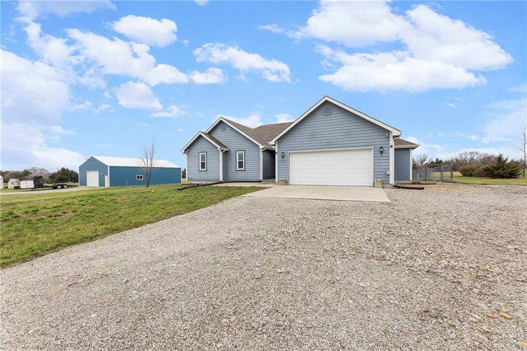 Listing Photo MLS #HMS2607831
