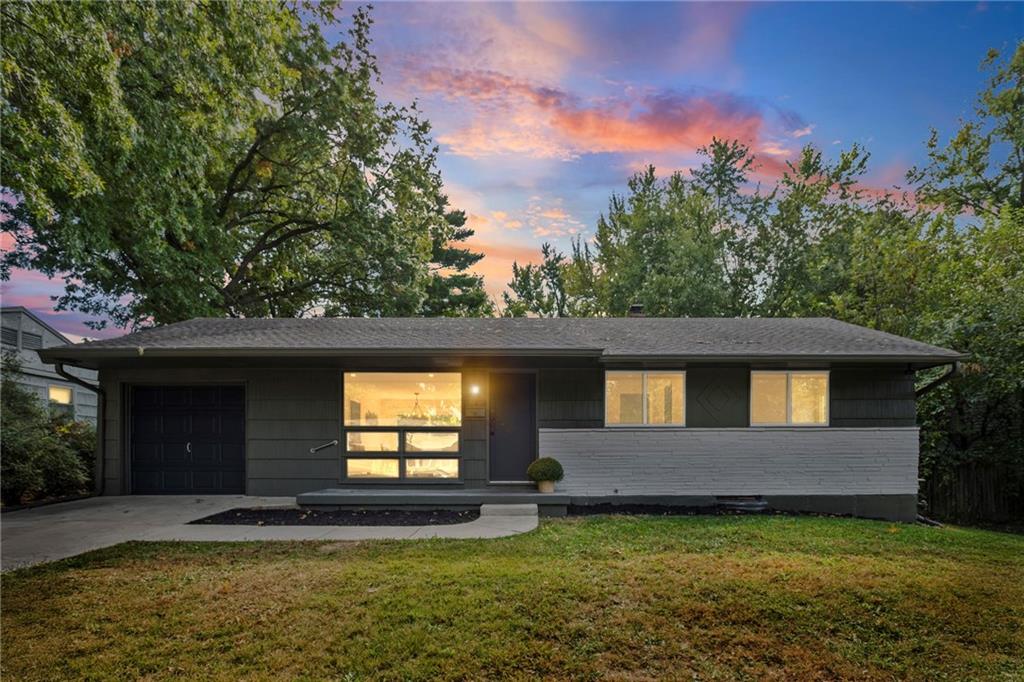 Listing Photo MLS #HMS2607863