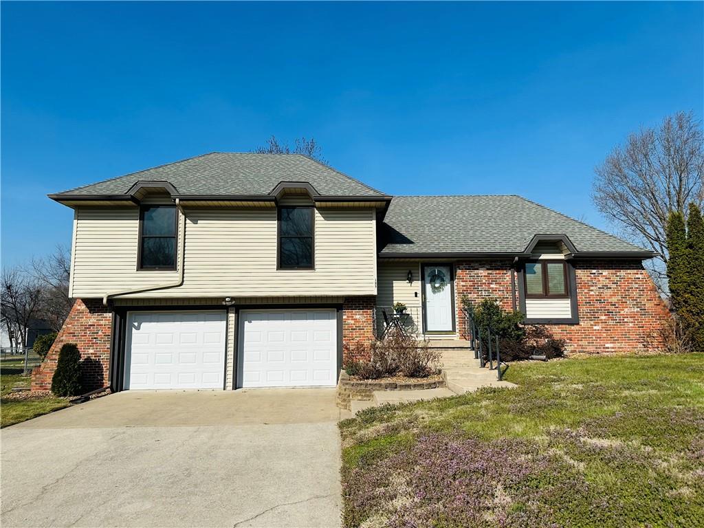 Listing Photo MLS #HMS2607911