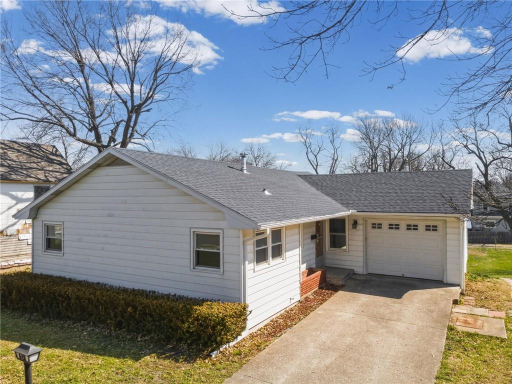 Listing Photo MLS #HMS2607977