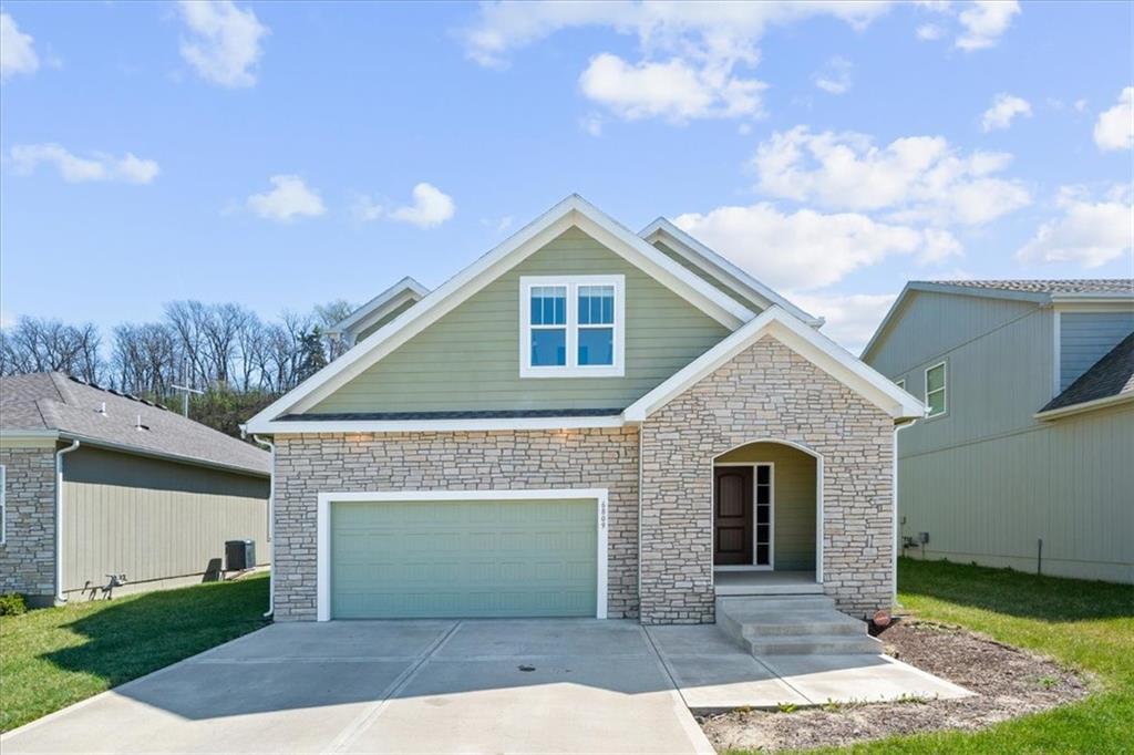 Listing Photo MLS #HMS2608075