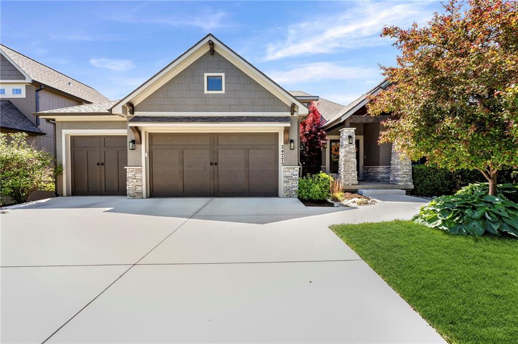Listing Photo MLS #HMS2608176