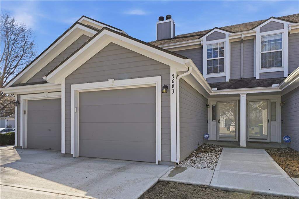 Listing Photo MLS #HMS2608186