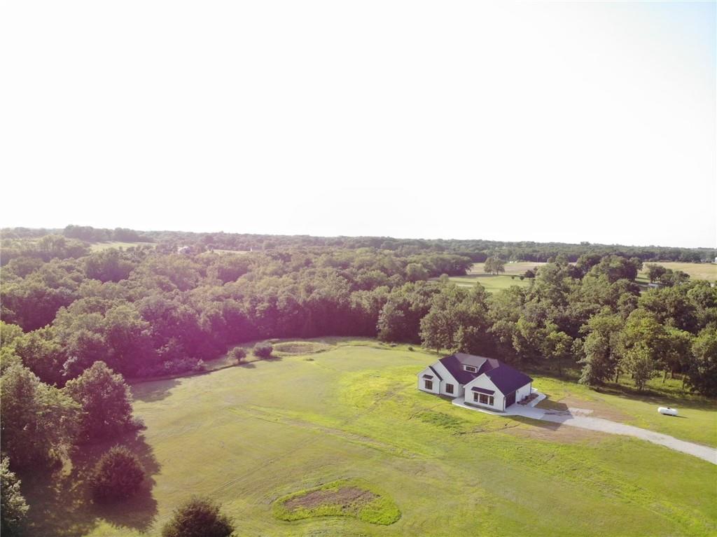 Listing Photo MLS #HMS2609112