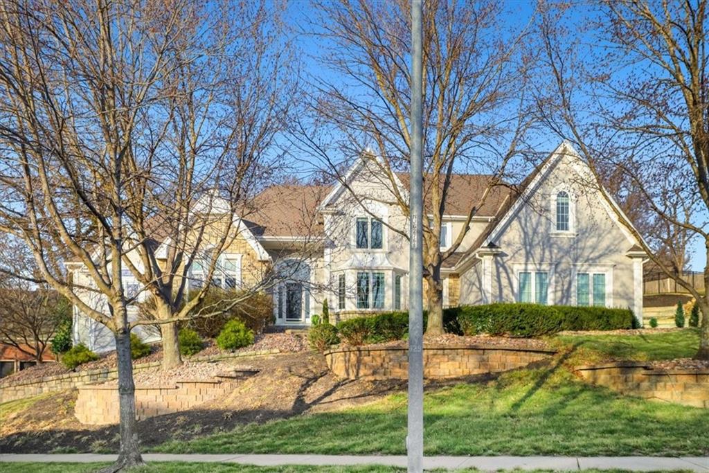 Listing Photo MLS #HMS2609219