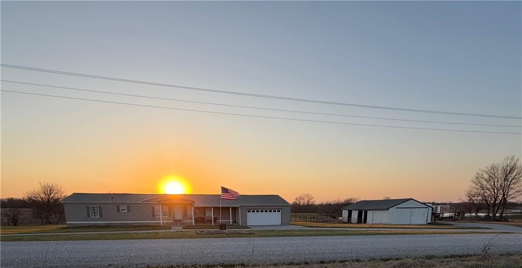 Listing Photo MLS #HMS2609409