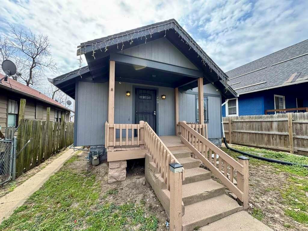 Listing Photo MLS #HMS2609597