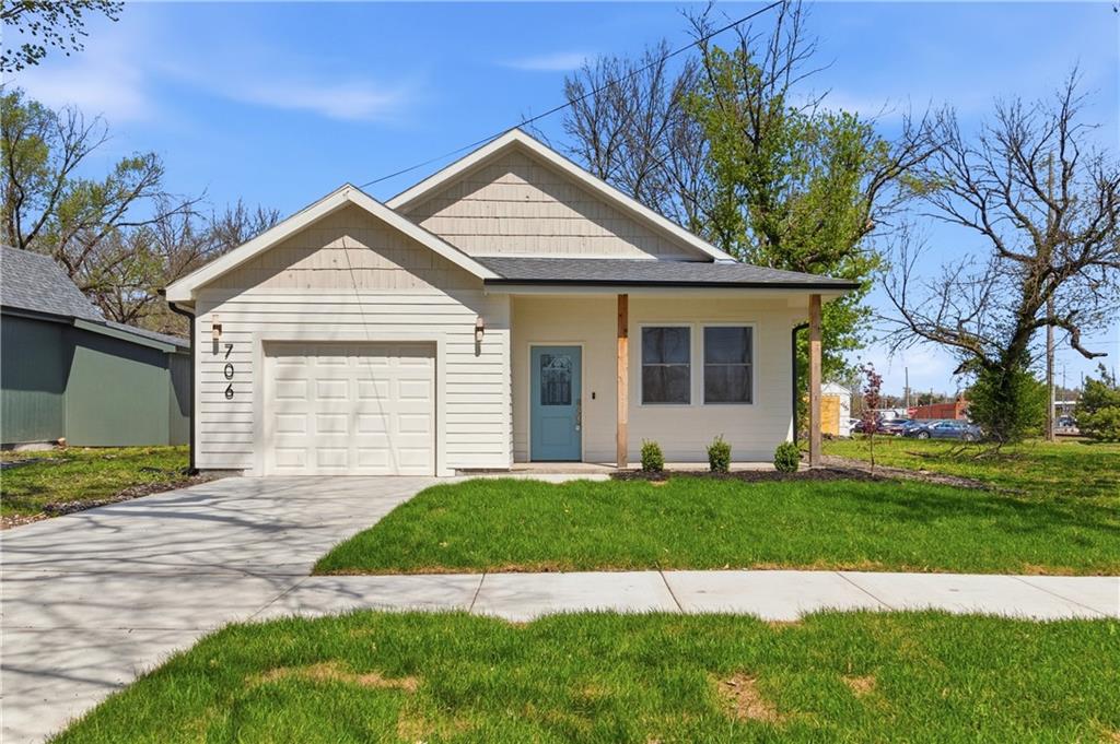 Listing Photo MLS #HMS2609965