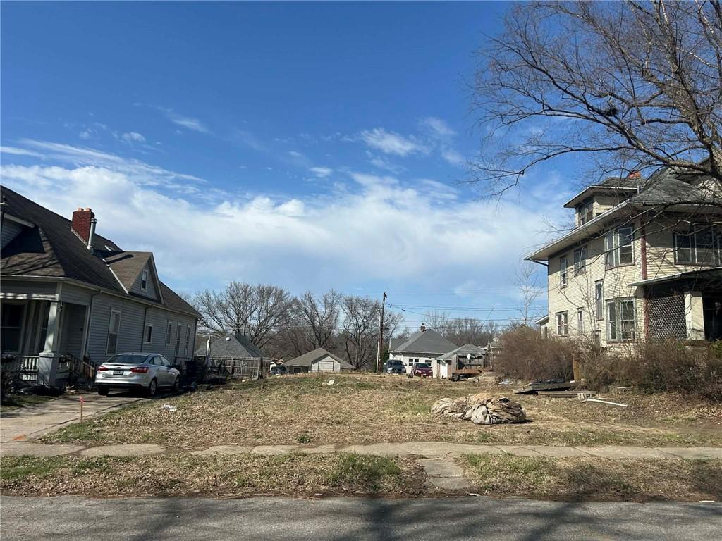 Listing Photo MLS #HMS2610013