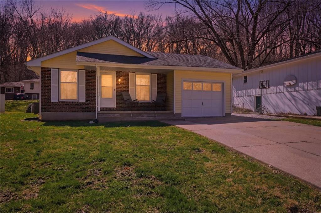 Listing Photo MLS #HMS2610084