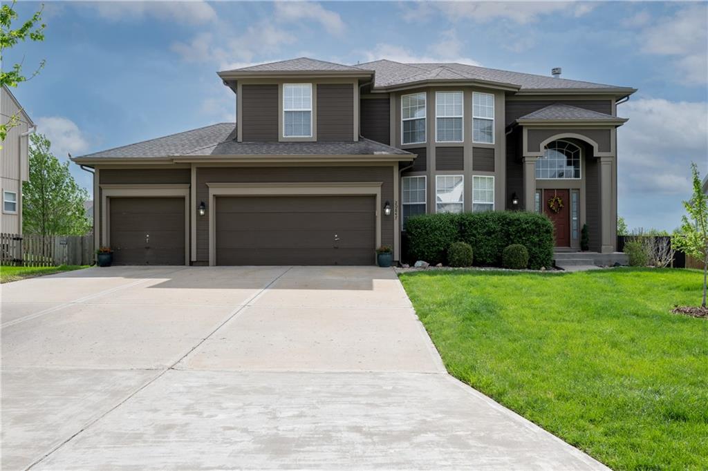 Listing Photo MLS #HMS2610502