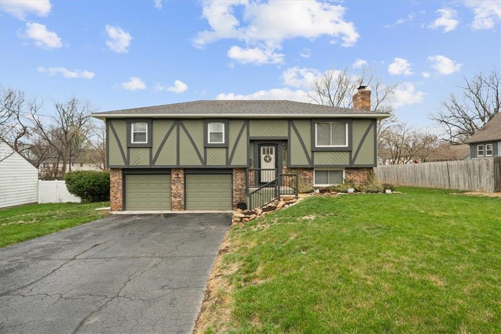 Listing Photo MLS #HMS2610657