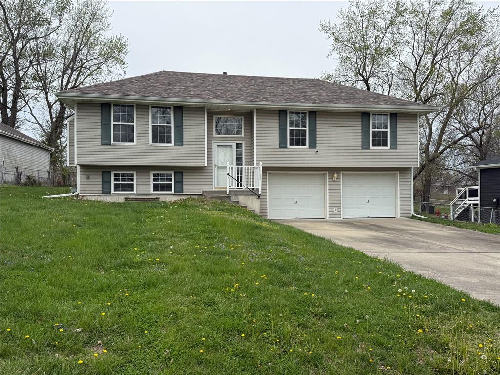 Listing Photo MLS #HMS2610745