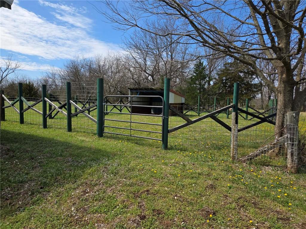 Listing Photo MLS #HMS2611841