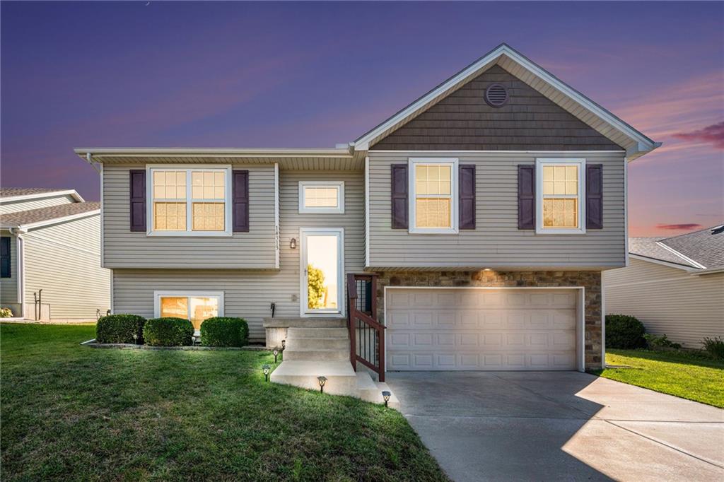 Listing Photo MLS #HMS2611887