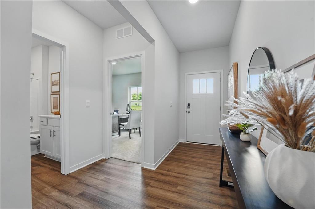 Listing Photo MLS #HMS2611948