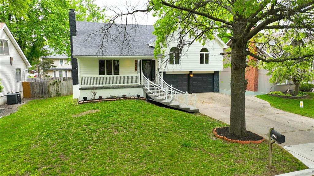 Listing Photo MLS #HMS2611966