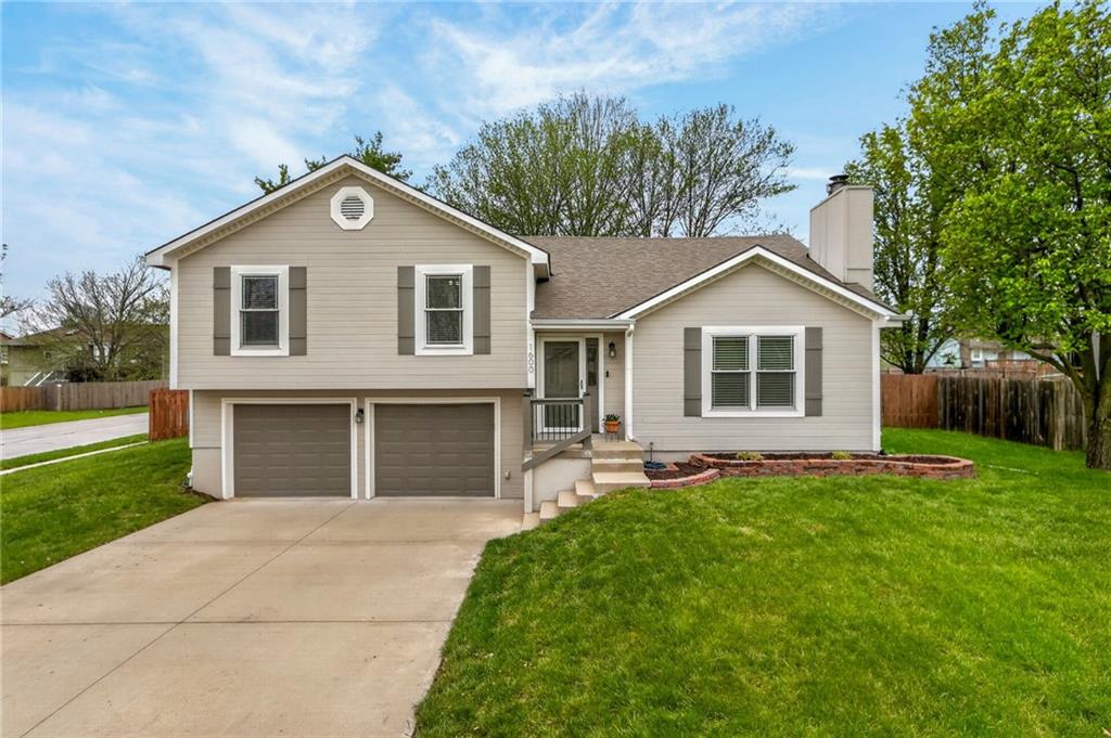 Listing Photo MLS #HMS2612055