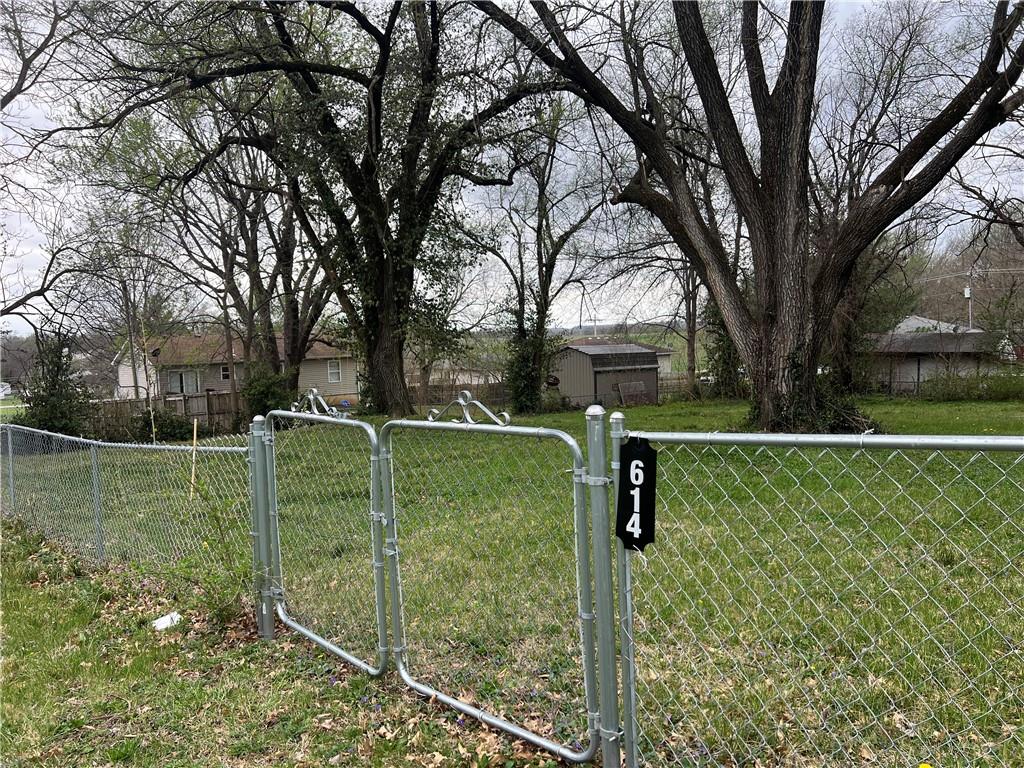 Listing Photo MLS #HMS2612148