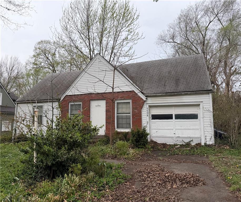 Listing Photo MLS #HMS2612289