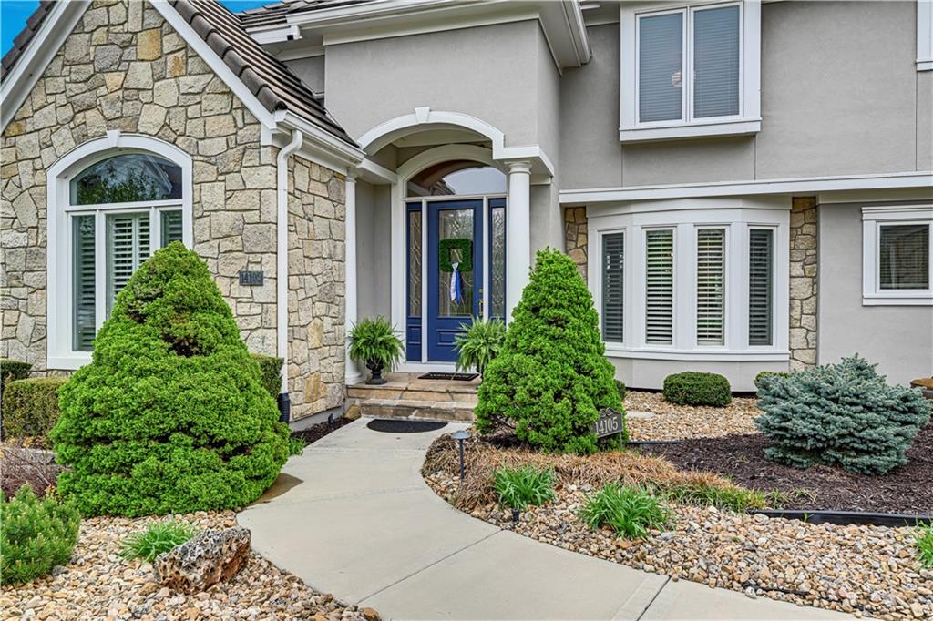 Listing Photo MLS #HMS2612305