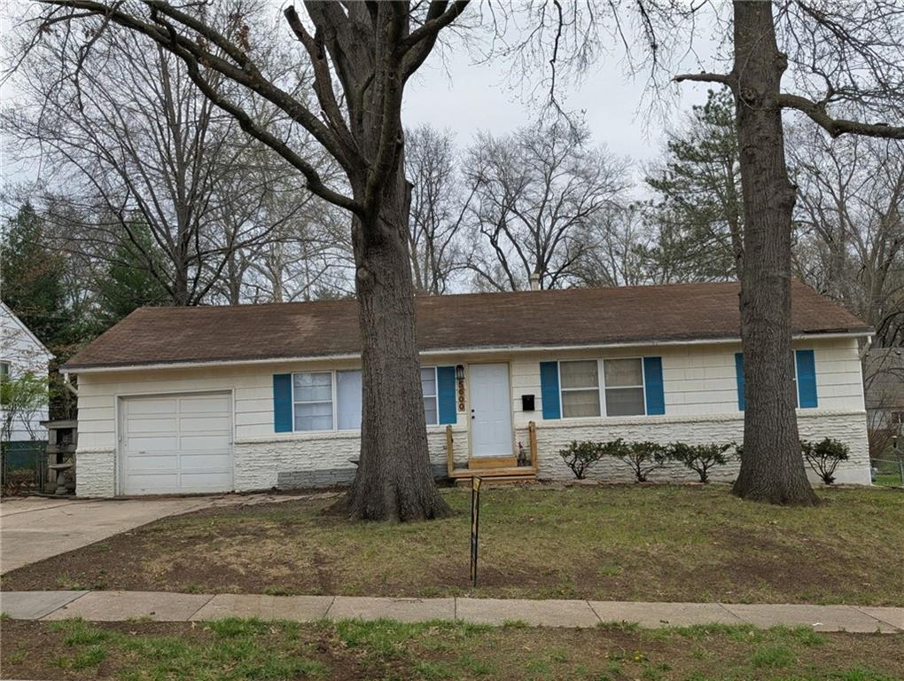 Listing Photo MLS #HMS2612381