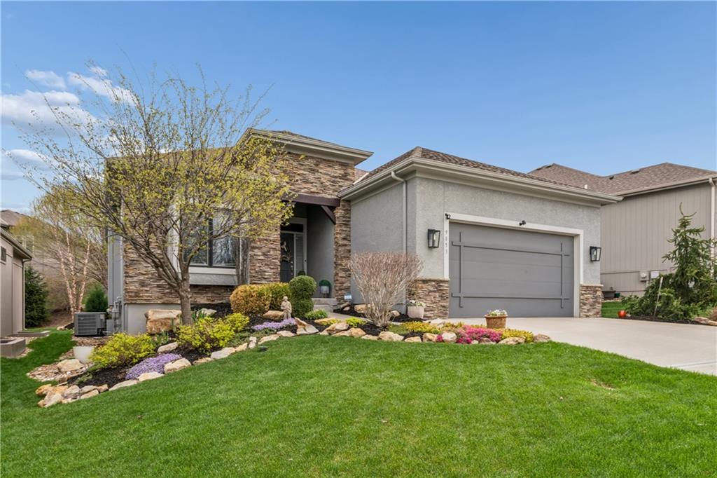 Listing Photo MLS #HMS2612398