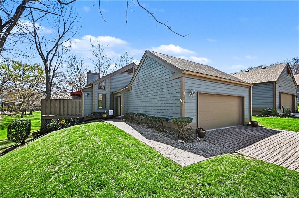 Listing Photo MLS #HMS2612597