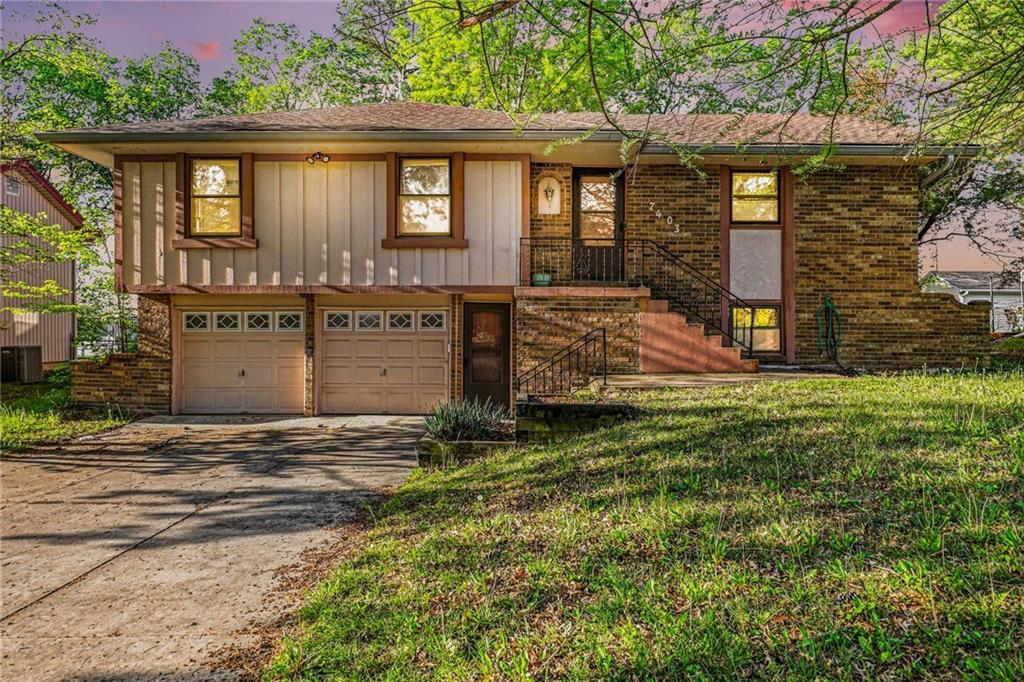 Listing Photo MLS #HMS2612645