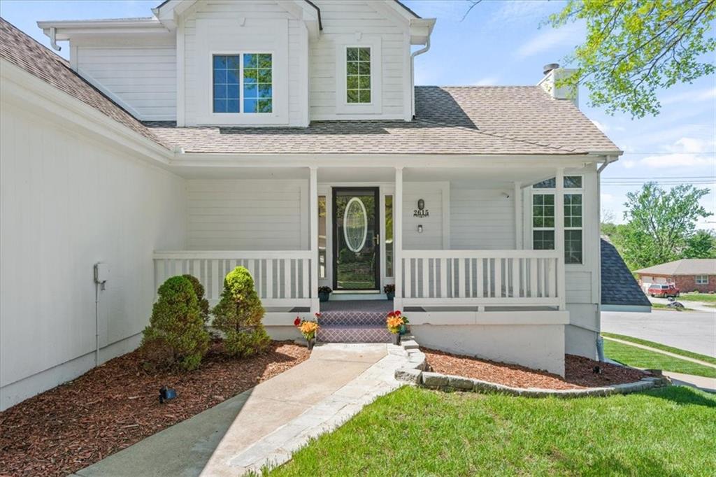 Listing Photo MLS #HMS2612790