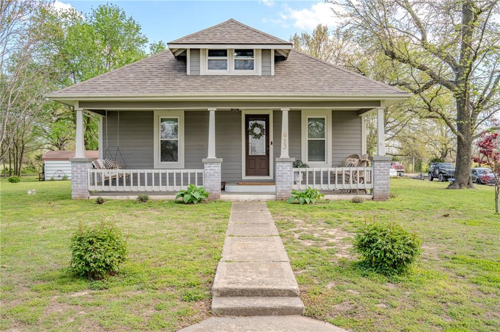 Listing Photo MLS #HMS2613046