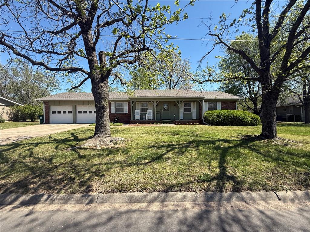 Listing Photo MLS #HMS2613117