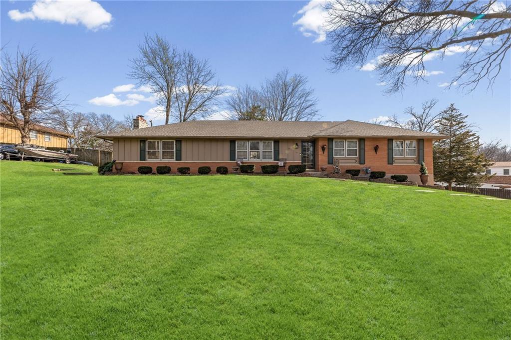 Listing Photo MLS #HMS2613149