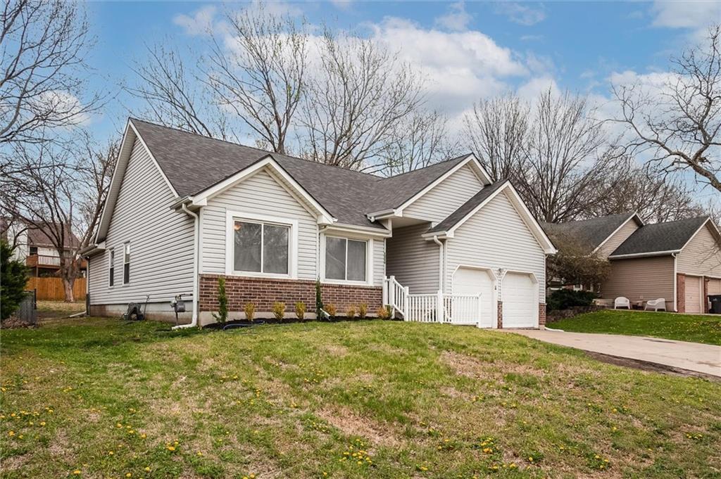 Listing Photo MLS #HMS2613161