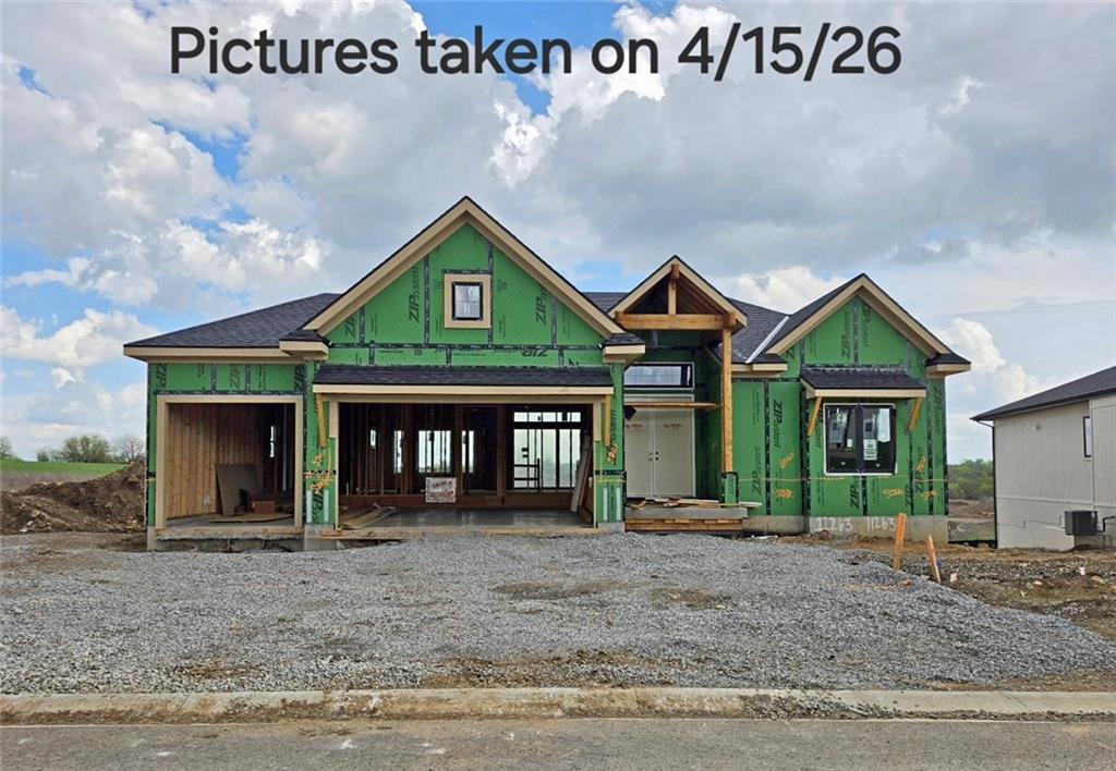 Listing Photo MLS #HMS2613294