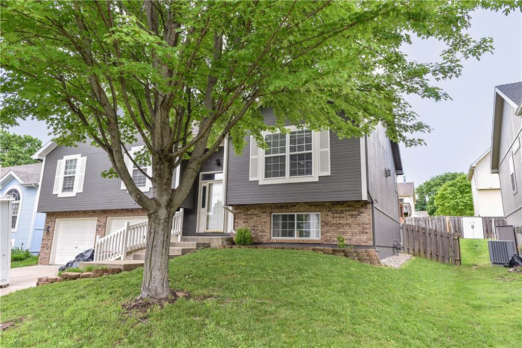 Listing Photo MLS #HMS2613320