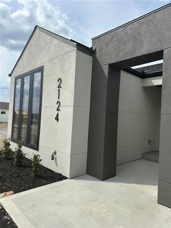 Listing Photo MLS #HMS2613323