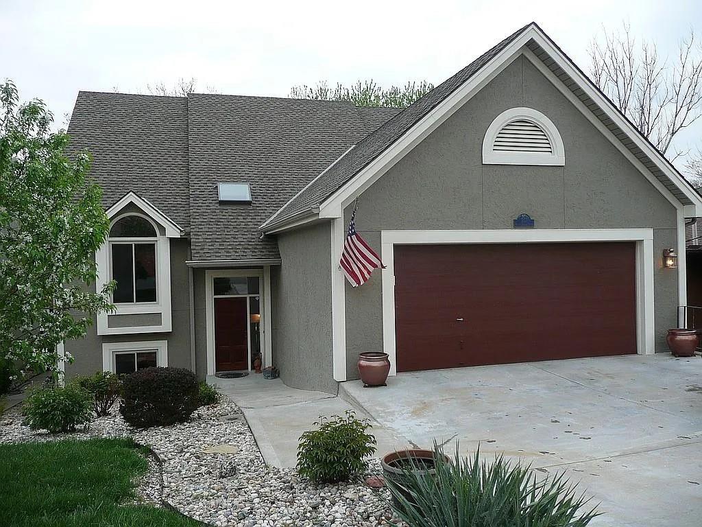 Listing Photo MLS #HMS2613456