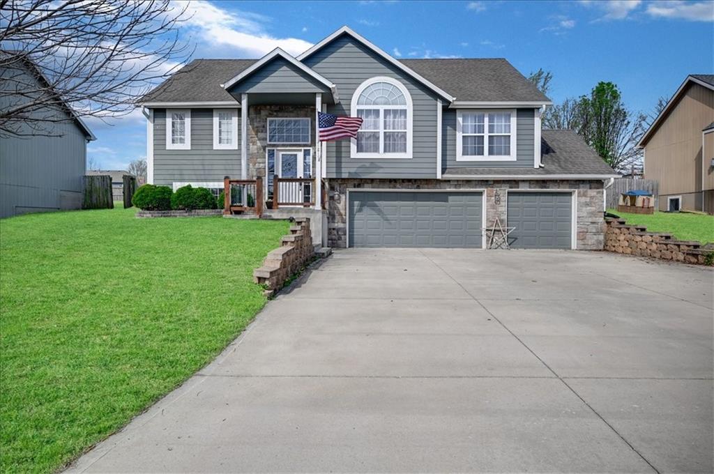 Listing Photo MLS #HMS2613494