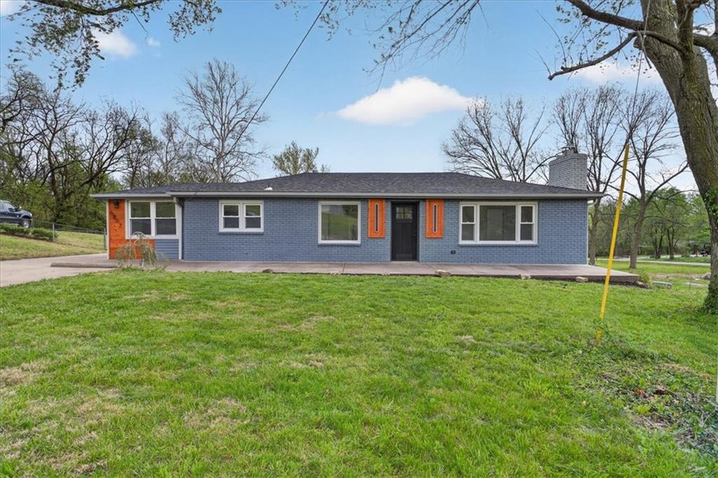 Listing Photo MLS #HMS2613736