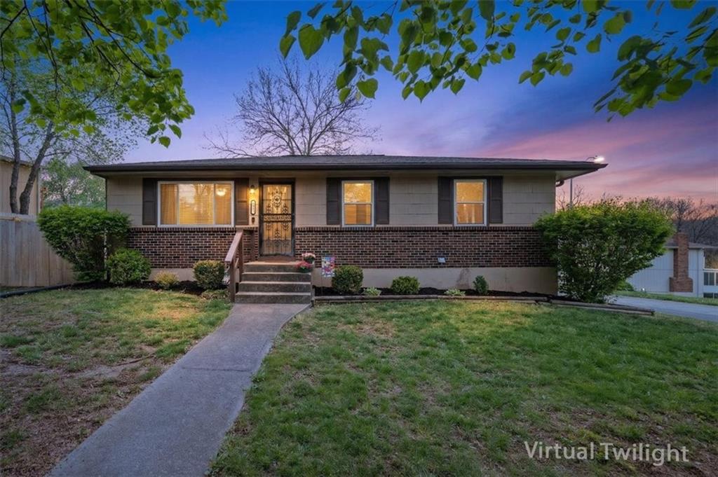 Listing Photo MLS #HMS2613964