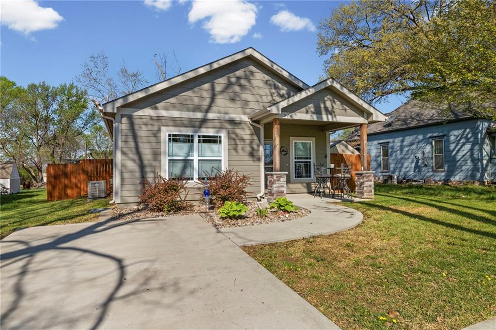 Listing Photo MLS #HMS2614042