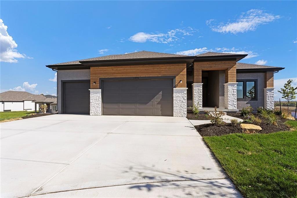 Listing Photo MLS #HMS2614062