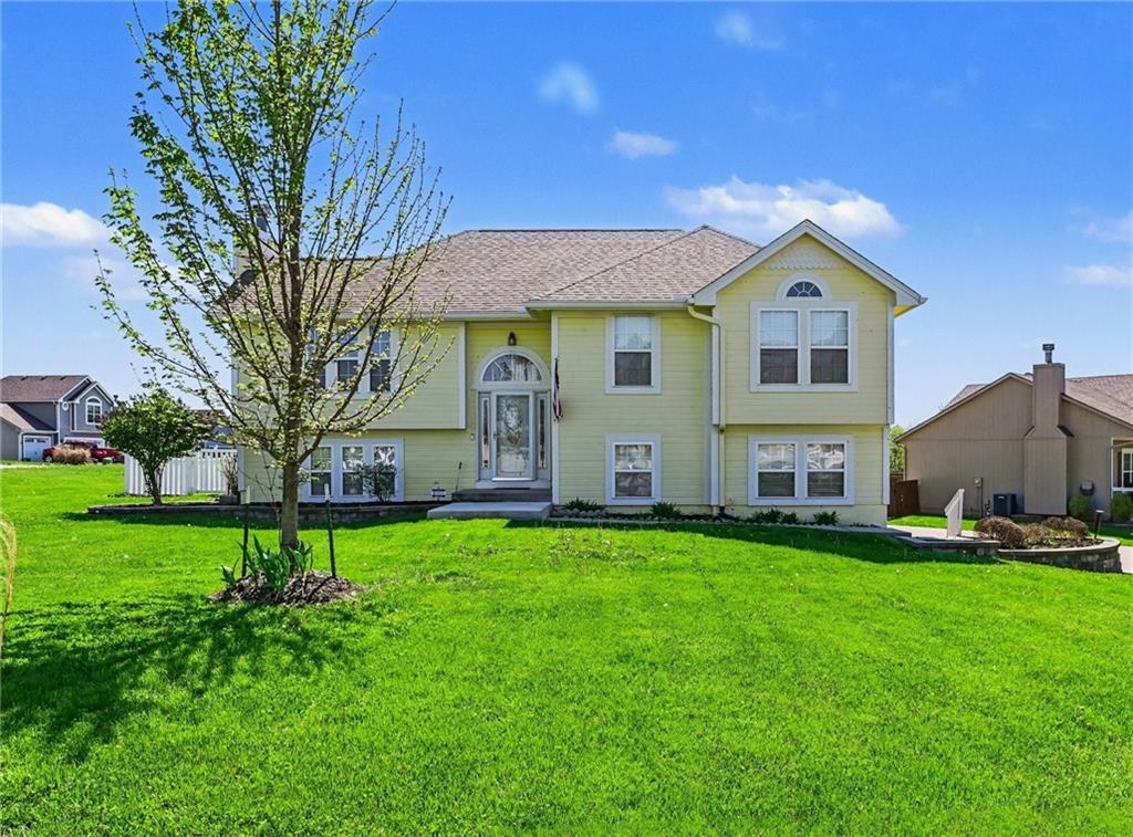 Listing Photo MLS #HMS2614157