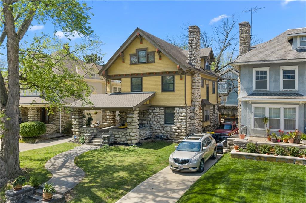 Listing Photo MLS #HMS2614293