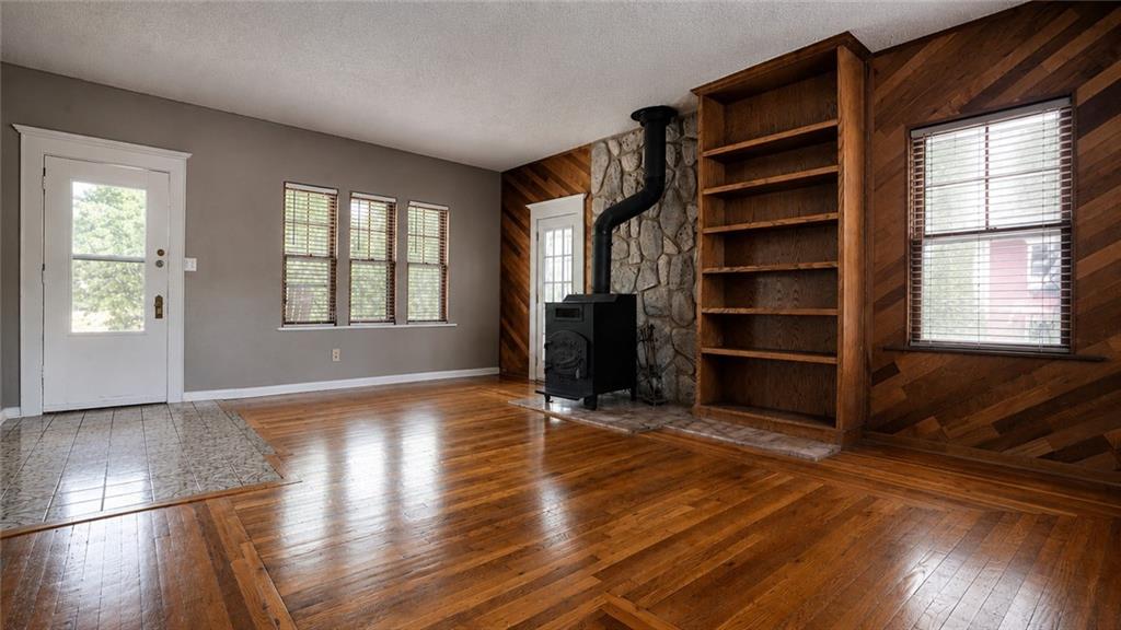 Listing Photo MLS #HMS2614349