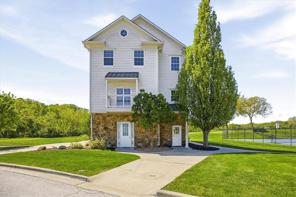 Listing Photo MLS #HMS2614803