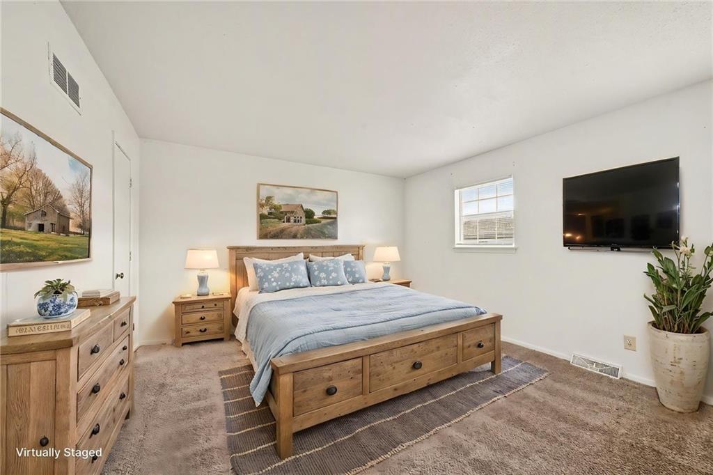 Listing Photo MLS #HMS2614984