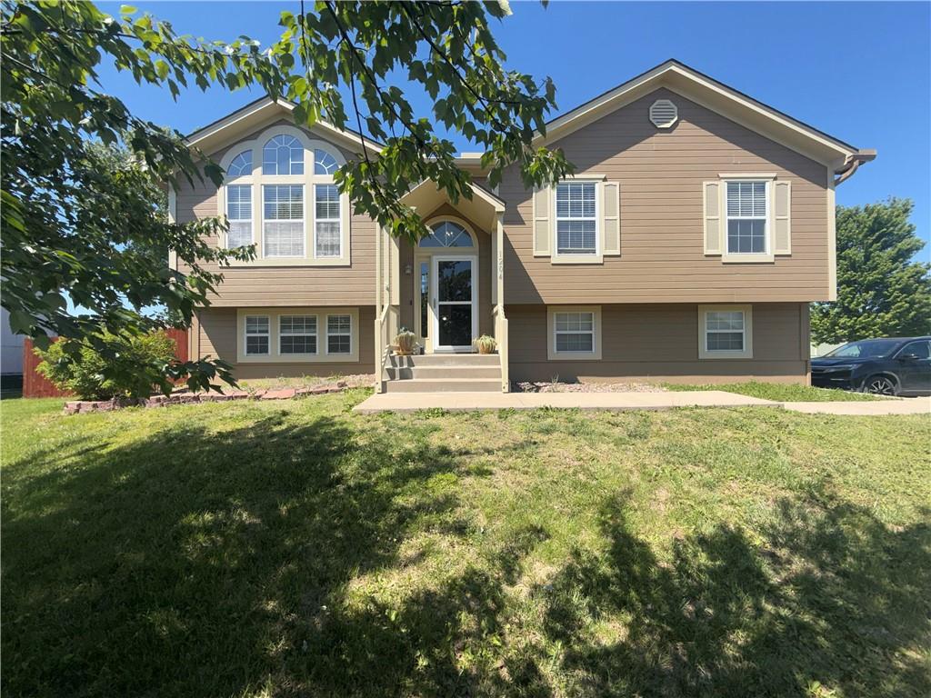 Listing Photo MLS #HMS2615181